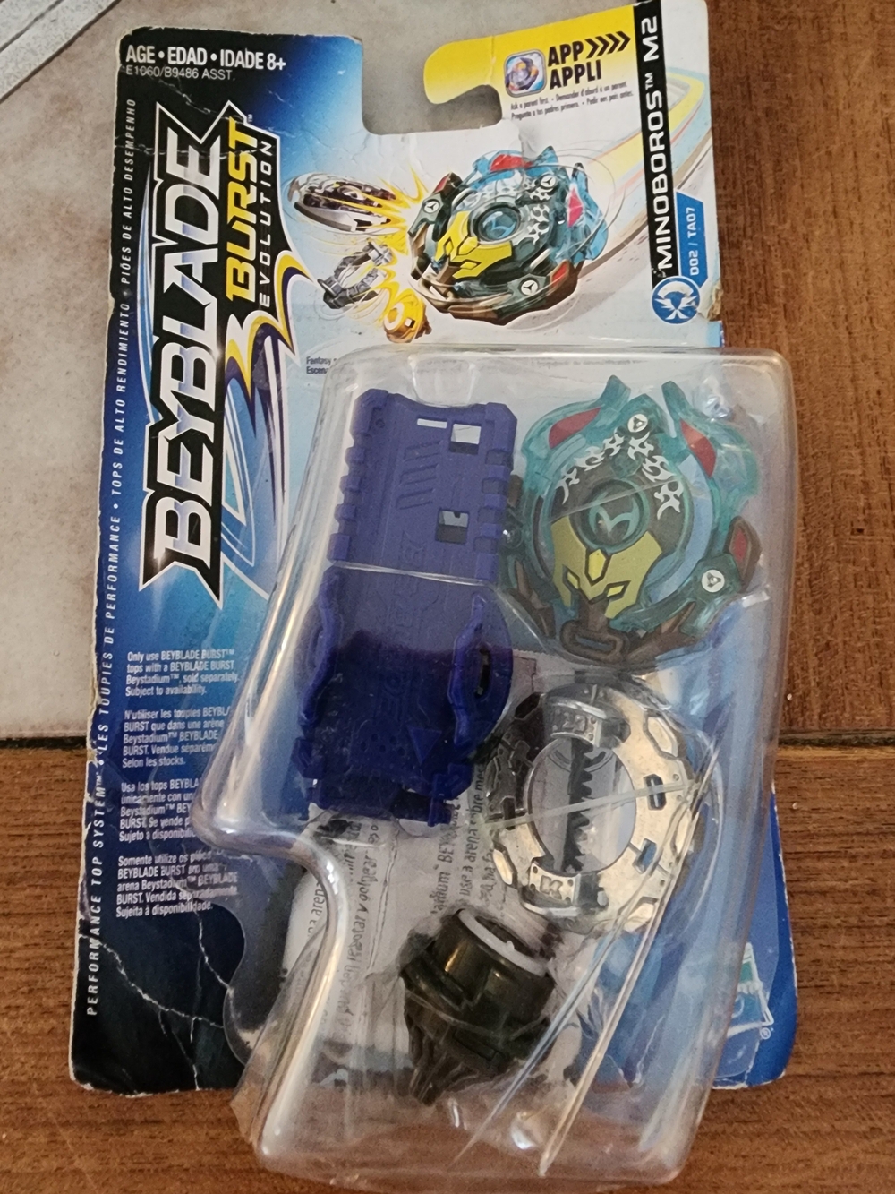 Beyblade Burst Evolution MinoDoros M2 Top Pack - Teal & Yellow NEW